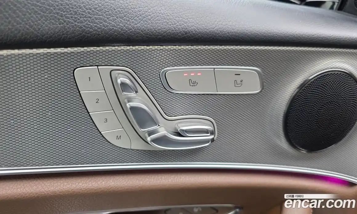 Mercedes-Benz E-Class 2018 2.0 Автомат в Москве № 322303, фото 20