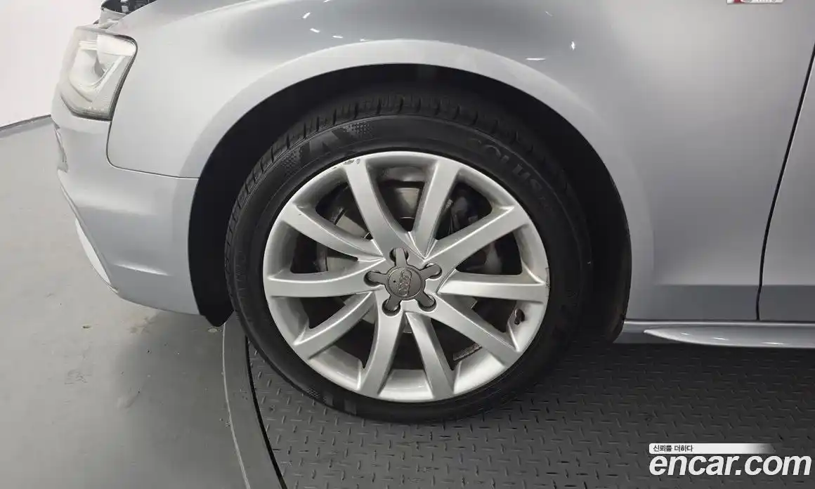 Audi A4 2015 2.0 Автомат в Москве № 325696, фото 11