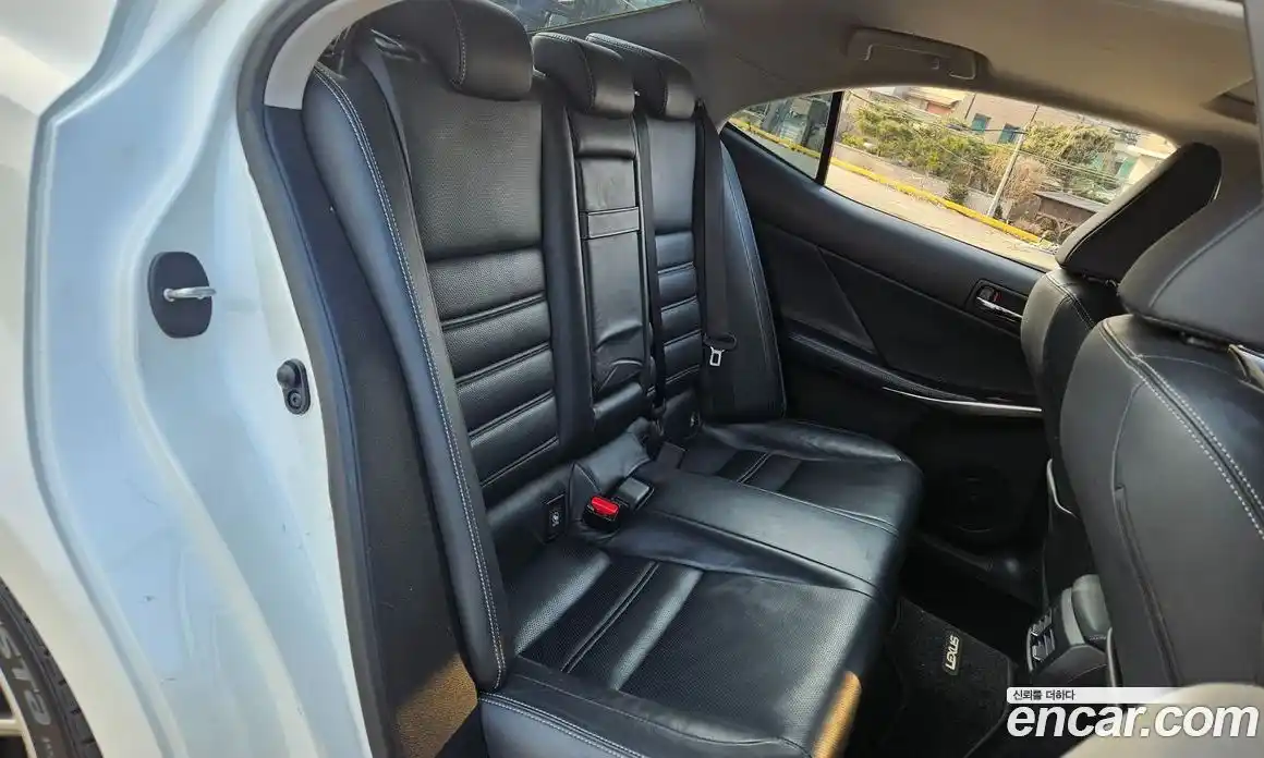 Lexus IS 2014 2.5 Автомат в Москве № 329604, фото 12