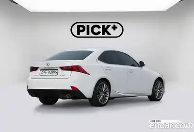 Lexus IS 2014 2.5 Автомат в Москве № 329604, миниатюра 2