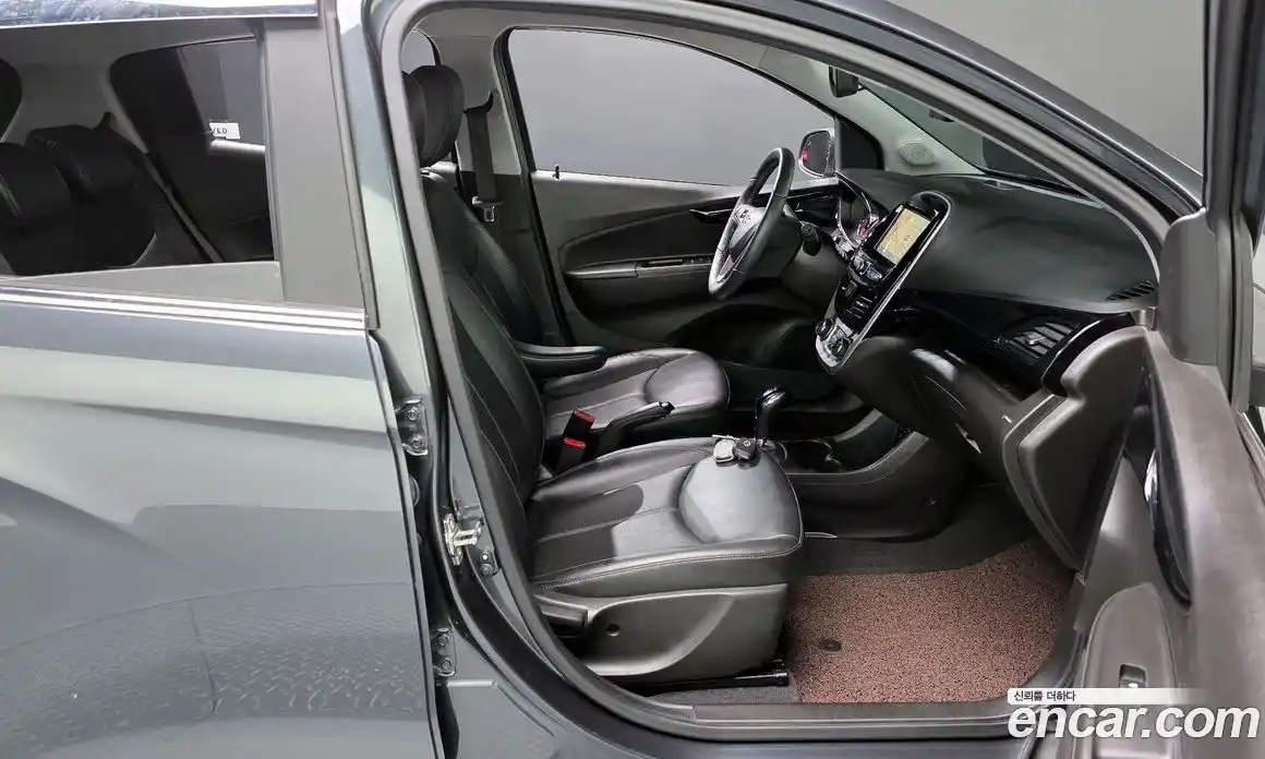 Chevrolet Spark 2018 1.0 Автомат в Москве № 331751, фото 16