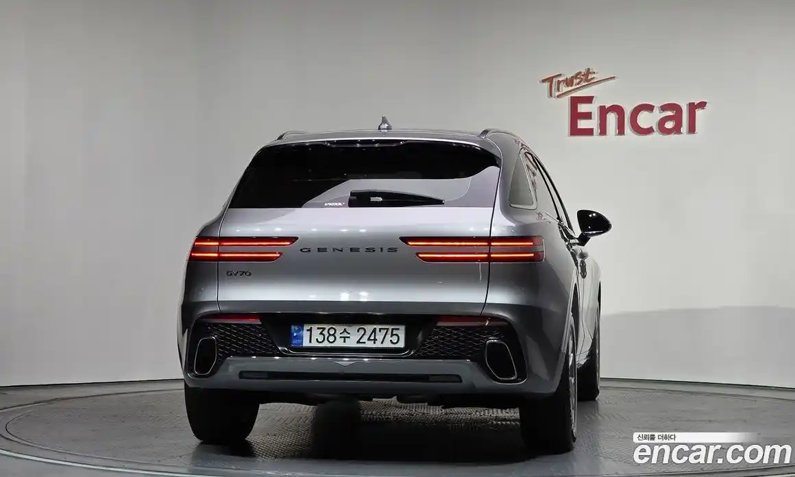 Genesis GV70 2023 2.5 Автомат в Москве № 339656, фото 11