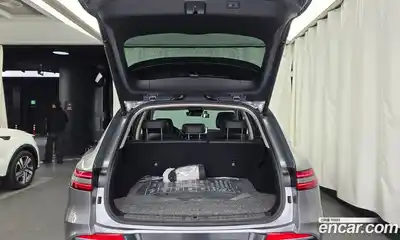 Genesis GV70 2023 2.5 Автомат в Москве № 339656, миниатюра 3