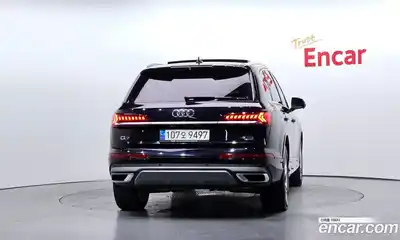 Audi Q7 2021 3.0 Автомат в Москве № 343654, миниатюра 4