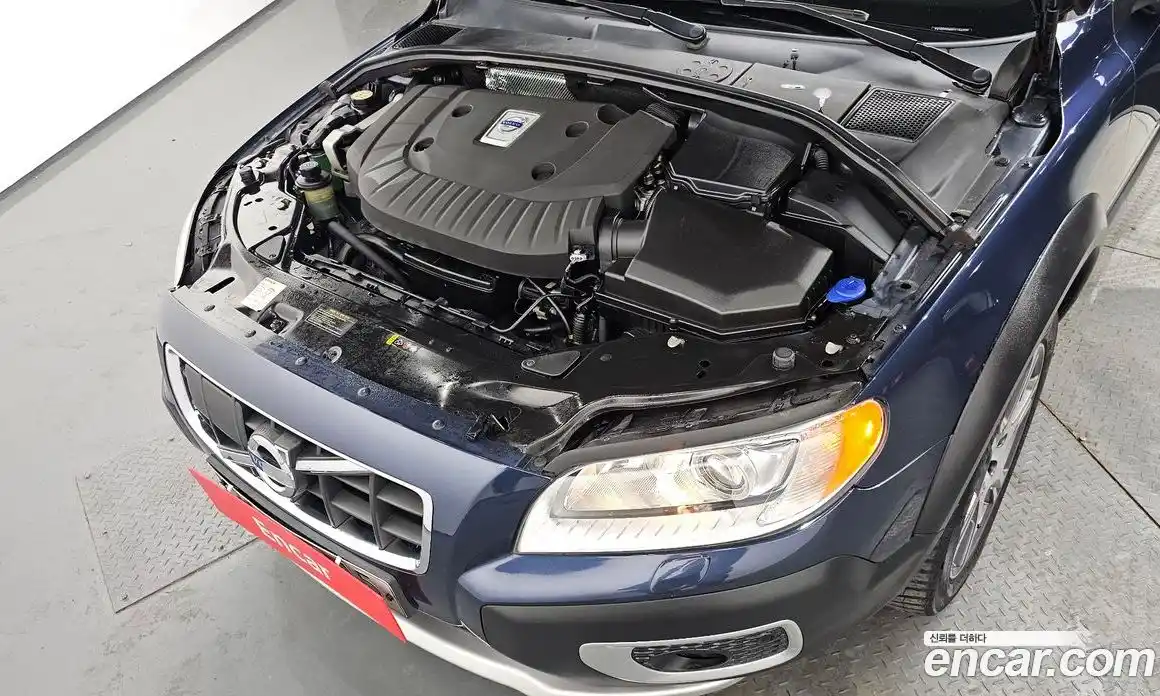 Volvo XC70 2013 2.4 Автомат в Москве № 344268, фото 10