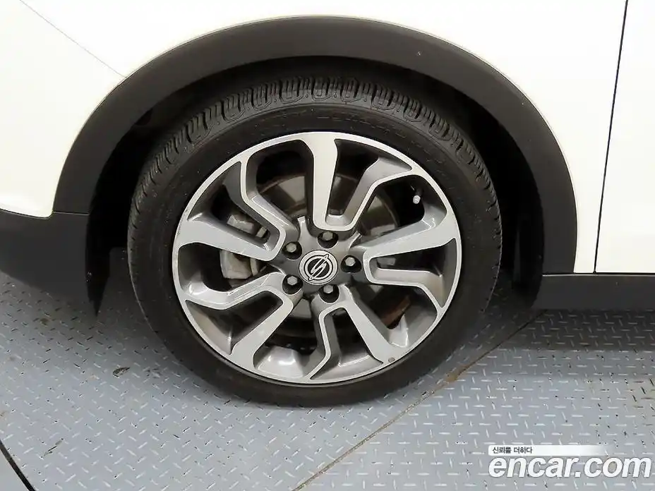 SsangYong TIBOLI 2016 1.6 Автомат в Москве № 34551, фото 20