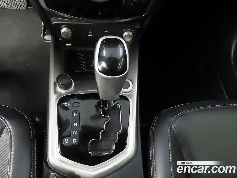 SsangYong TIBOLI 2016 1.6 Автомат в Москве № 34551, фото 10