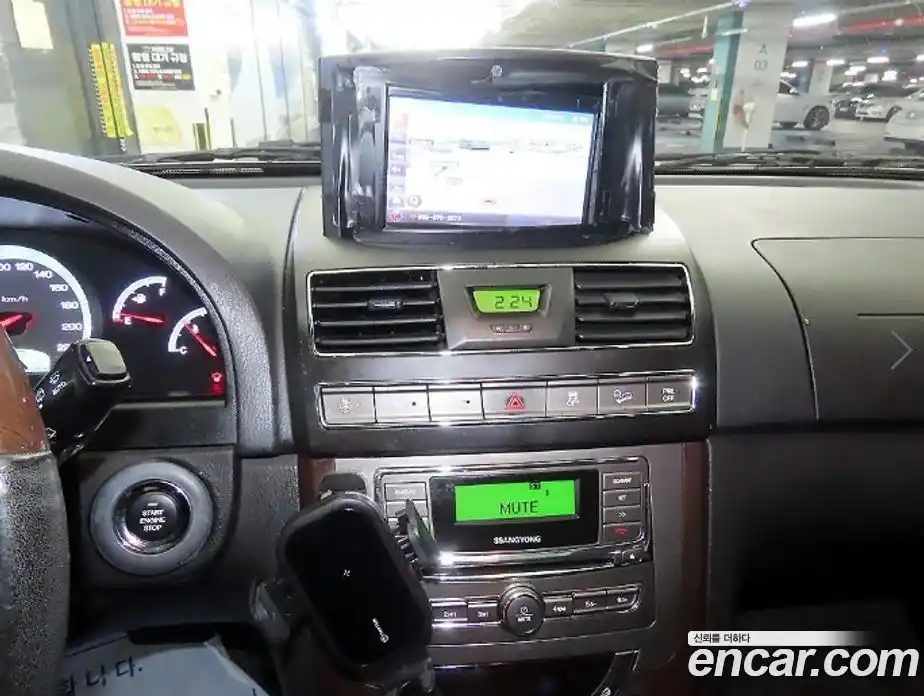 SsangYong Rexton 2015 2.0 Автомат в Москве № 34833, фото 10