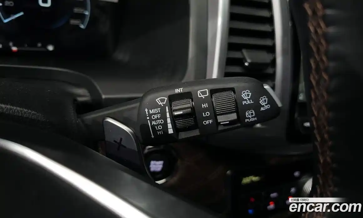 SsangYong Rexton 2023 2.2 Автомат в Москве № 34973, фото 3