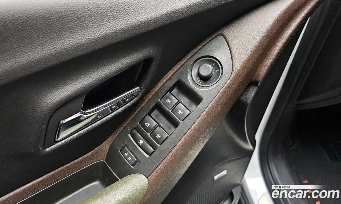 Chevrolet Trax 2016 1.6 Автомат в Москве № 37112, фото 7