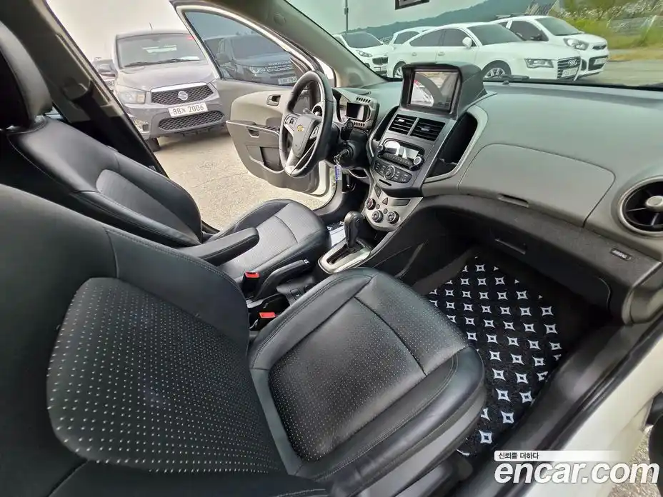 Chevrolet Aveo 2016 1.4 Автомат в Москве № 38283, фото 14