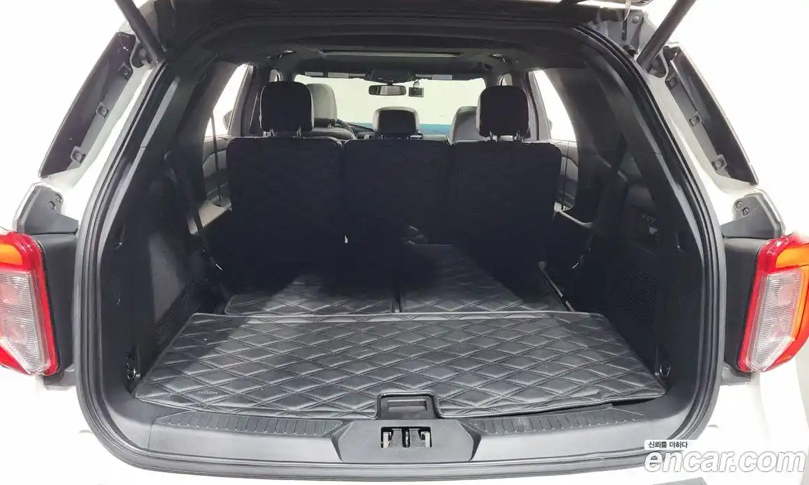 Ford Explorer 2020 2.3 Автомат в Москве № 384677, фото 20