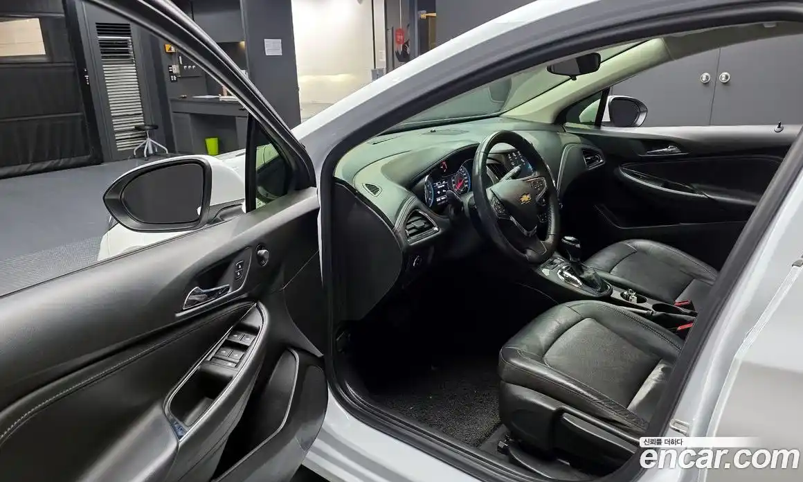 Chevrolet Cruze 2017 1.4 Автомат в Москве № 38632, фото 4