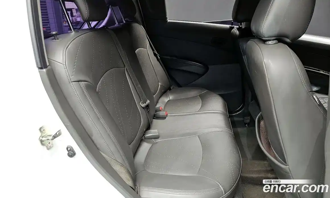 Chevrolet Spark 2014 1.0 Автомат в Москве № 40036, фото 15