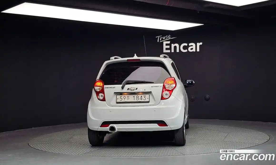 Chevrolet Spark 2014 1.0 Автомат в Москве № 40036, фото 3