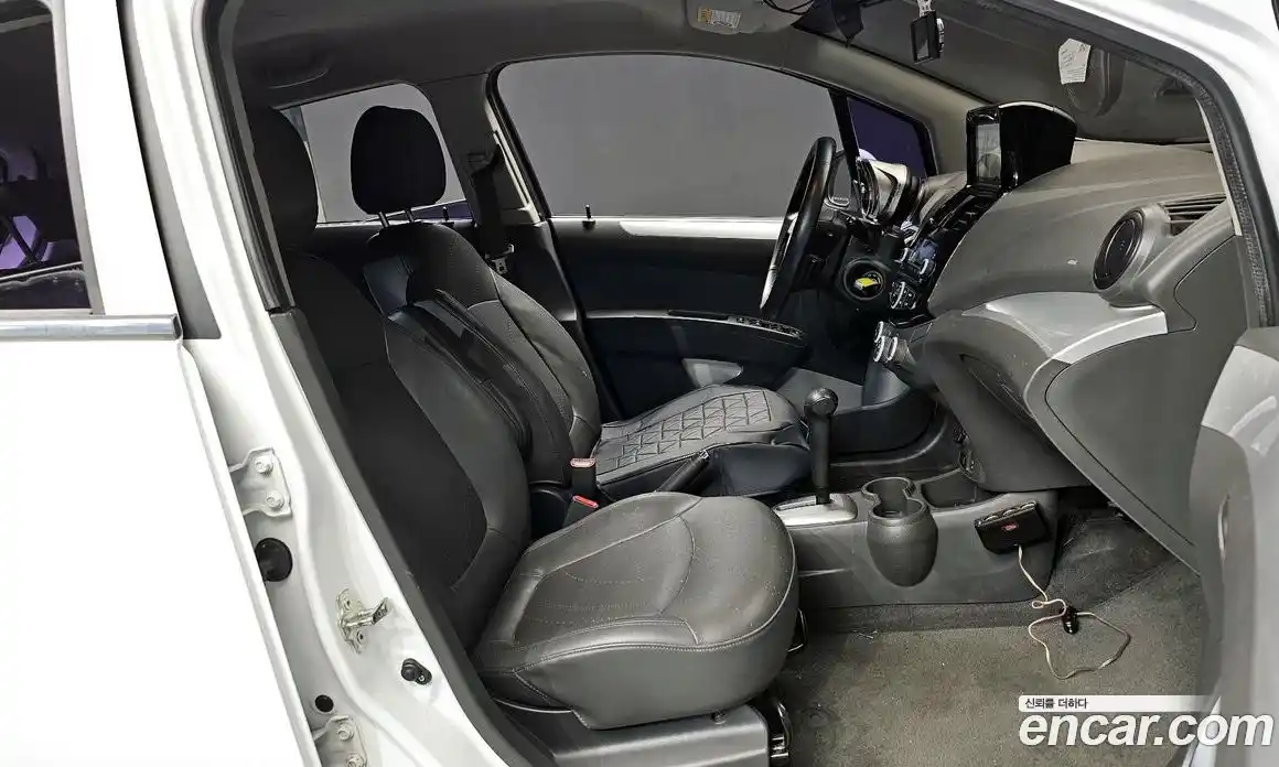 Chevrolet Spark 2014 1.0 Автомат в Москве № 40036, фото 4