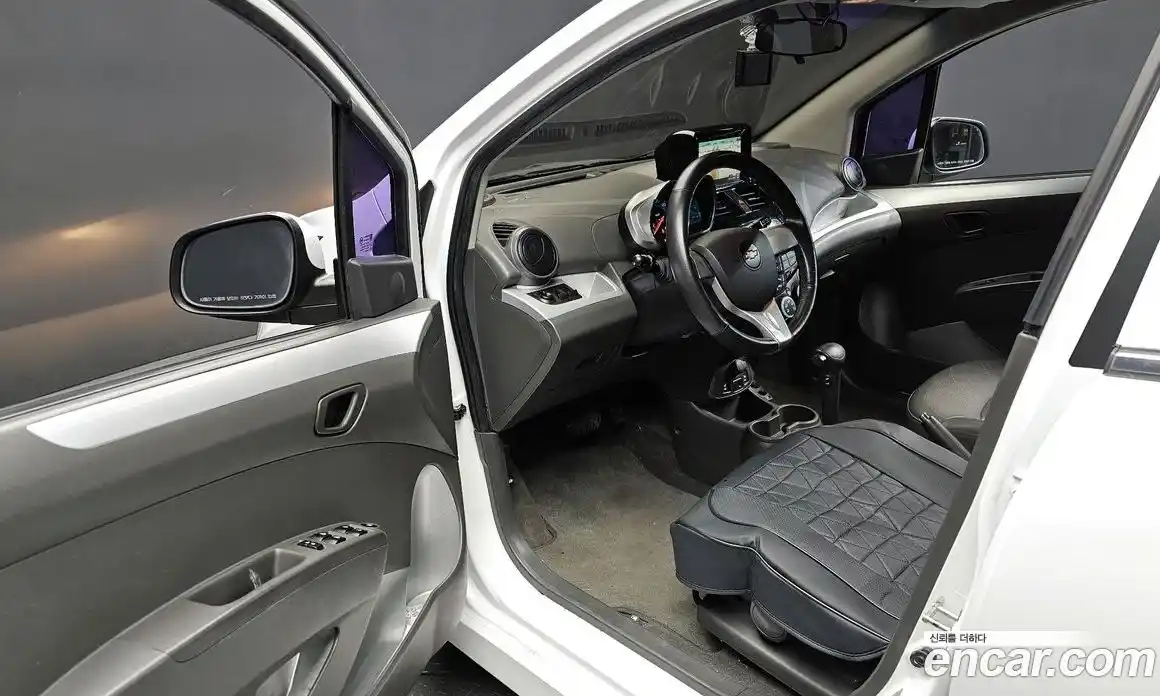 Chevrolet Spark 2014 1.0 Автомат в Москве № 40036, фото 9