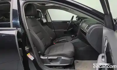 Volkswagen Jetta 2012 2.0 Автомат в Москве № 400901, миниатюра 11