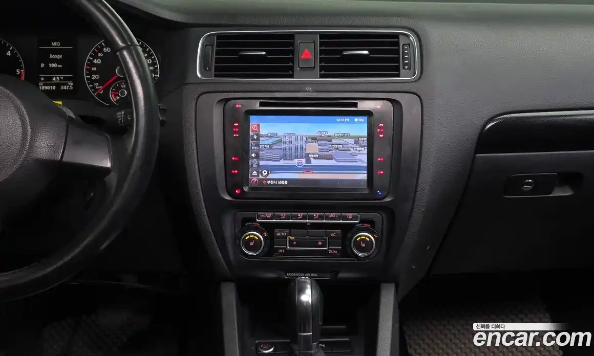 Volkswagen Jetta 2012 2.0 Автомат в Москве № 400901, фото 14