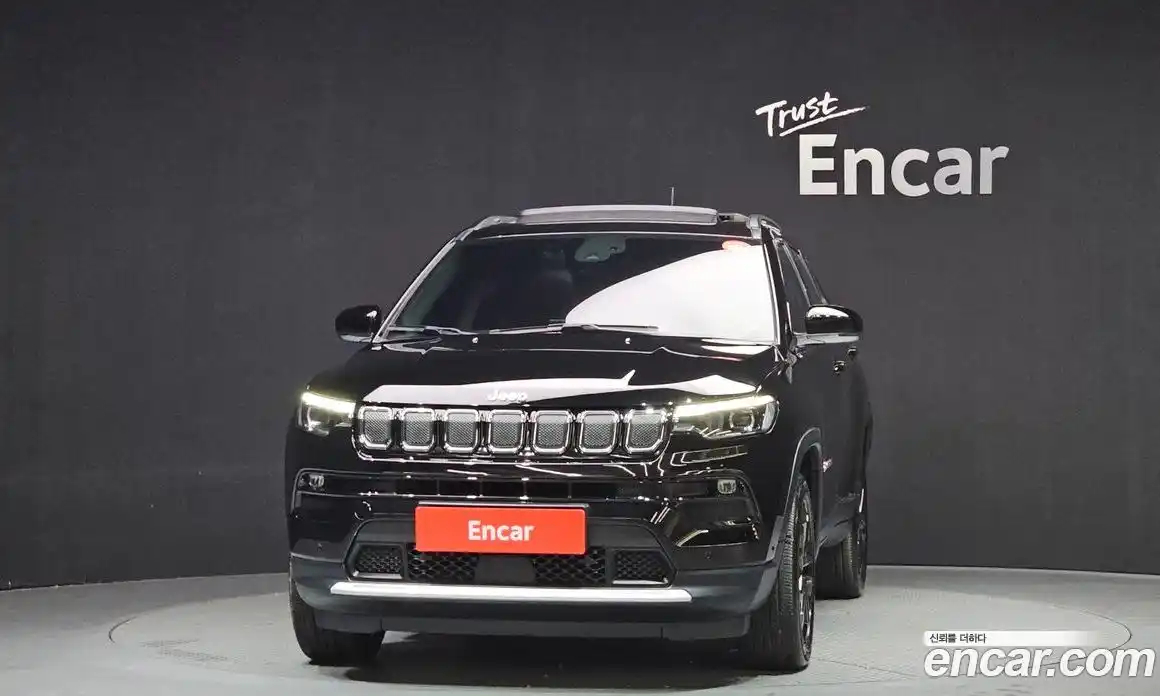 Jeep Compass 2022 2.4 Автомат в Москве № 401760, фото 3