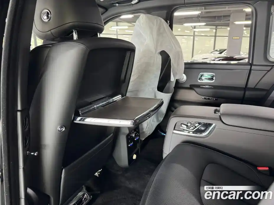 Rolls-Royce Cullinan 2025 6.7 Автомат в Москве № 407261, фото 11