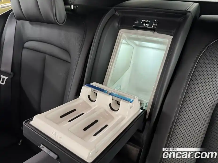 Rolls-Royce Cullinan 2025 6.7 Автомат в Москве № 407261, фото 12