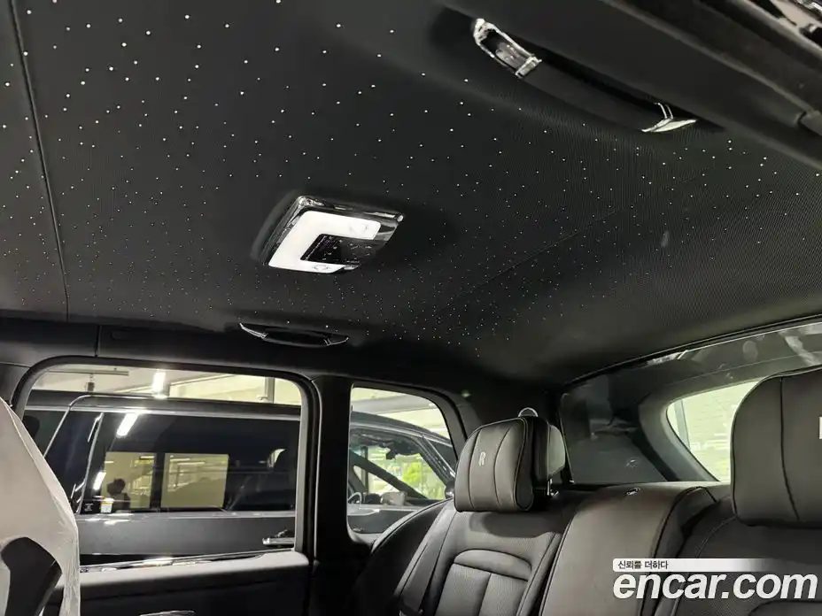 Rolls-Royce Cullinan 2025 6.7 Автомат в Москве № 407261, фото 14