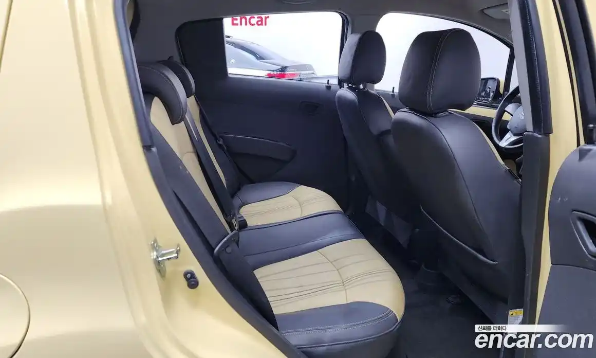 Chevrolet Spark 2013 1.0 Автомат в Москве № 40786, фото 12