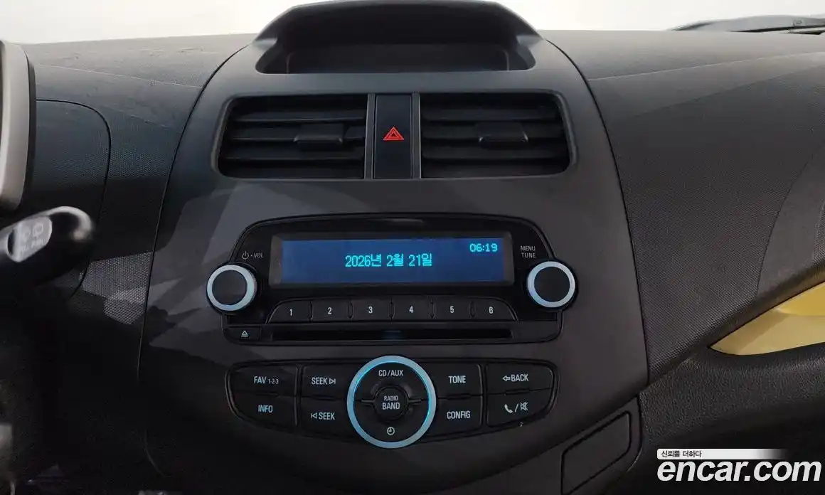 Chevrolet Spark 2013 1.0 Автомат в Москве № 40786, фото 17