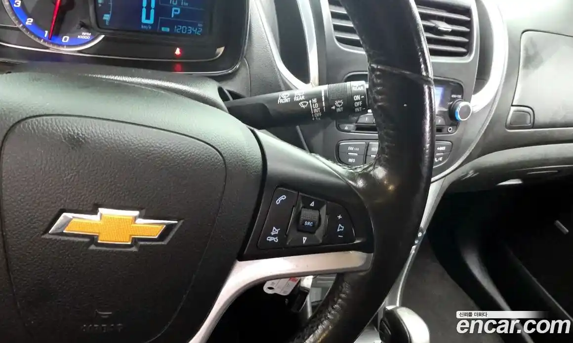 Chevrolet Trax 2015 1.4 Автомат в Москве № 42176, фото 17