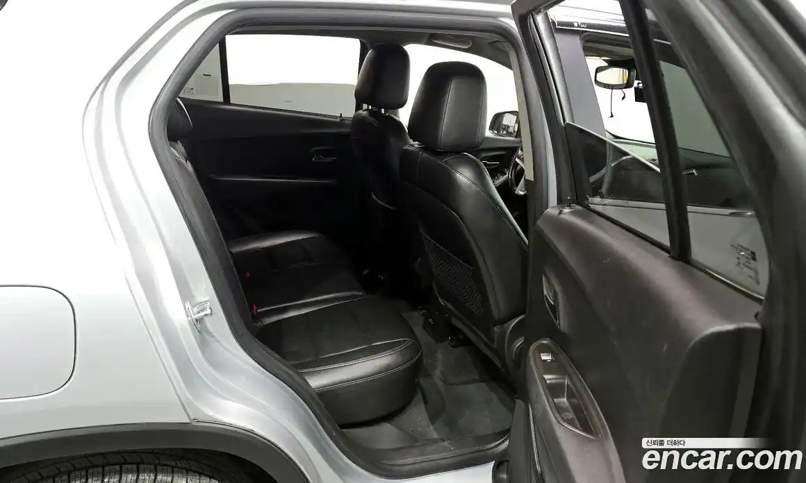 Chevrolet Trax 2015 1.4 Автомат в Москве № 42176, фото 18