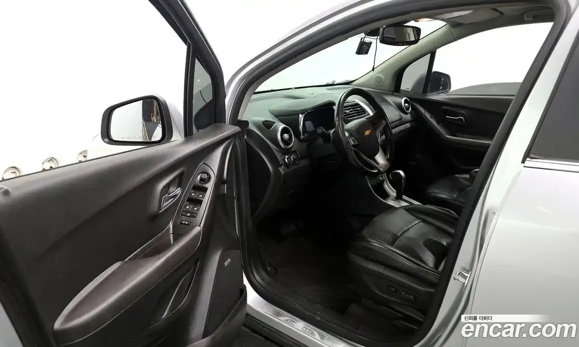 Chevrolet Trax 2015 1.4 Автомат в Москве № 42176, фото 10