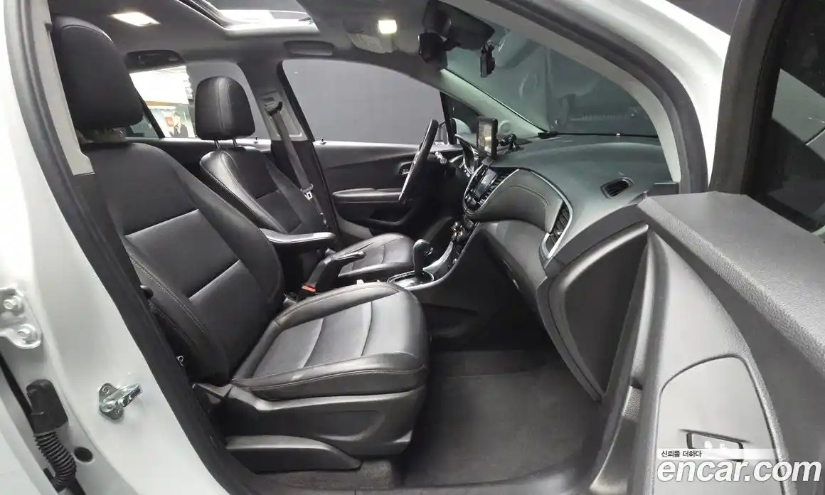 Chevrolet Trax 2017 1.6 Автомат в Москве № 42315, фото 18