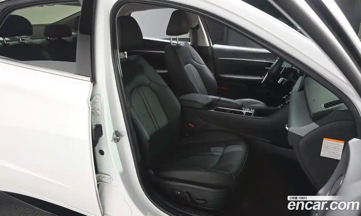 Hyundai Sonata 2024 2.0 Автомат в Москве № 44216, фото 8