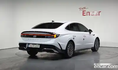 Hyundai Sonata 2024 2.0 Автомат в Москве № 44216, миниатюра 10