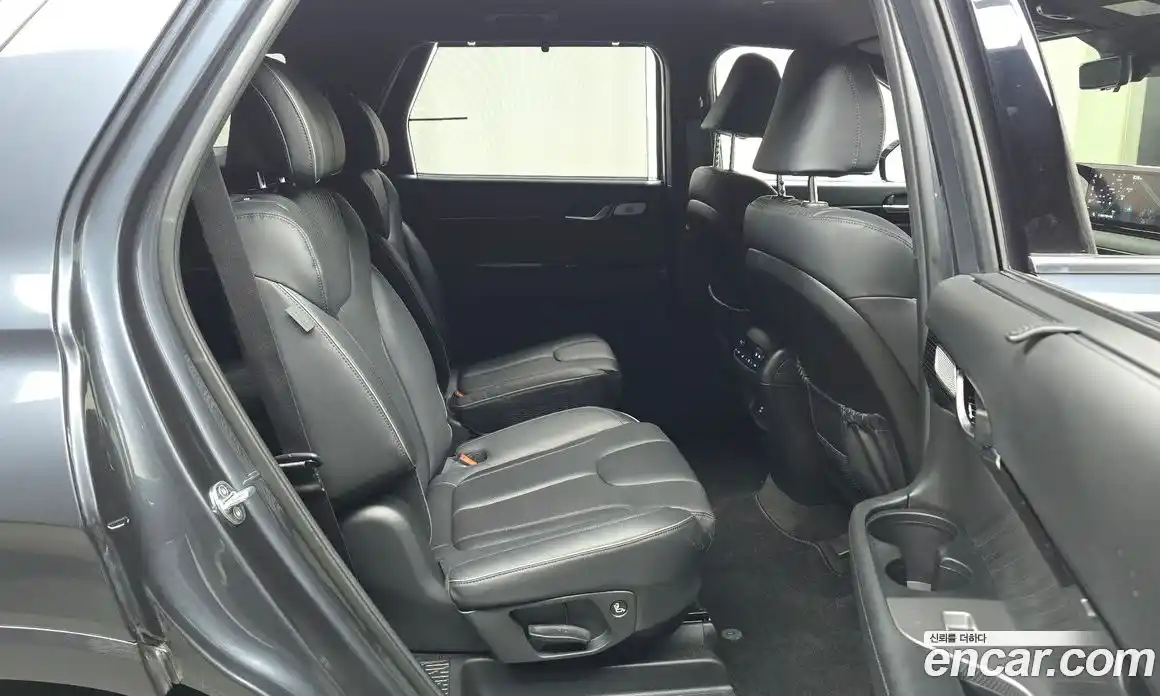 Hyundai Palisade 2023 3.8 Автомат в Москве № 46859, фото 20