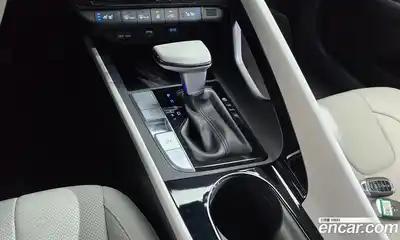 Hyundai Avante 2023 1.6 Автомат в Москве № 50089, миниатюра 8