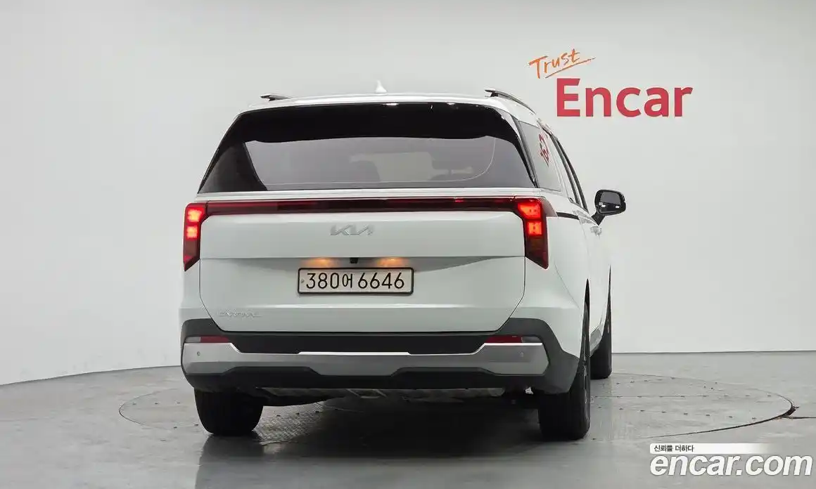 Kia Canival 2024 2.2 Автомат в Москве № 53336, фото 15