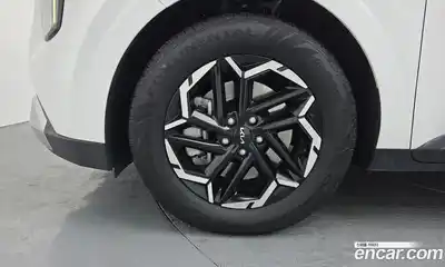 Kia Canival 2024 2.2 Автомат в Москве № 53336, миниатюра 7