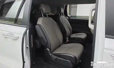 Kia Canival 2024 2.2 Автомат в Москве № 53336, миниатюра 10