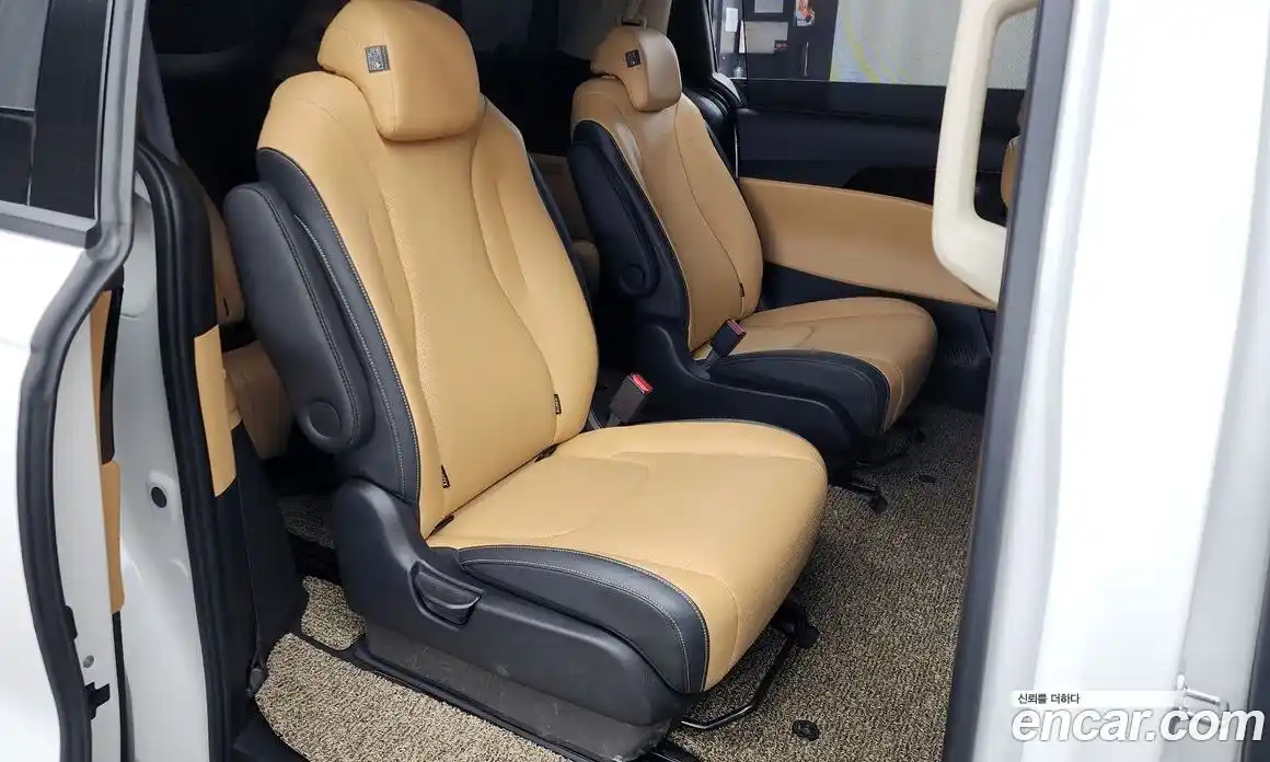 Kia Canival 2021 3.5 Автомат в Москве № 53503, фото 14