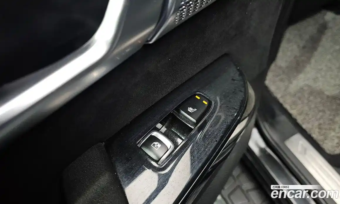 Kia Mohave 2022 3.0 Автомат в Москве № 55632, фото 17