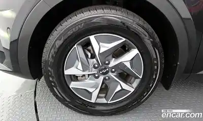 Kia Sorento 2023 1.6 Автомат в Москве № 55659, миниатюра 10