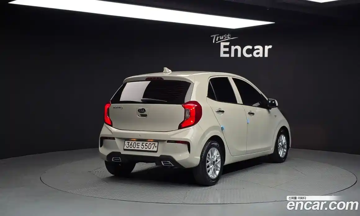 Kia Morning 2021 1.0 Автомат в Москве № 56264, фото 19