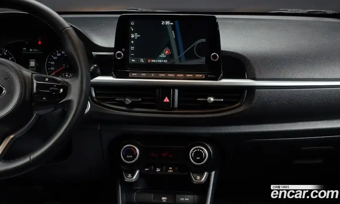 Kia Morning 2021 1.0 Автомат в Москве № 56264, фото 20