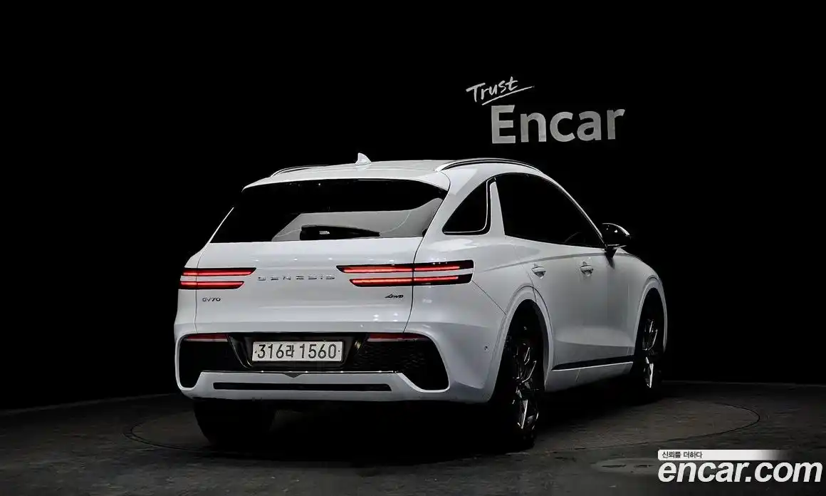 Genesis GV70 2024 2.2 Автомат в Москве № 59274, фото 15