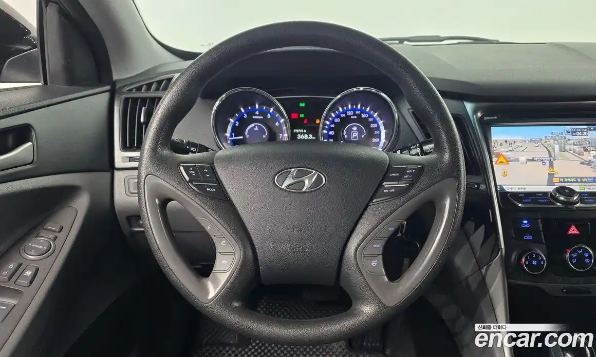 Hyundai Sonata 2014 2.0 Автомат в Москве № 108088, фото 13