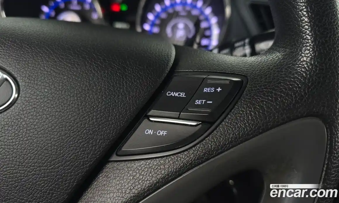 Hyundai Sonata 2014 2.0 Автомат в Москве № 108088, фото 17