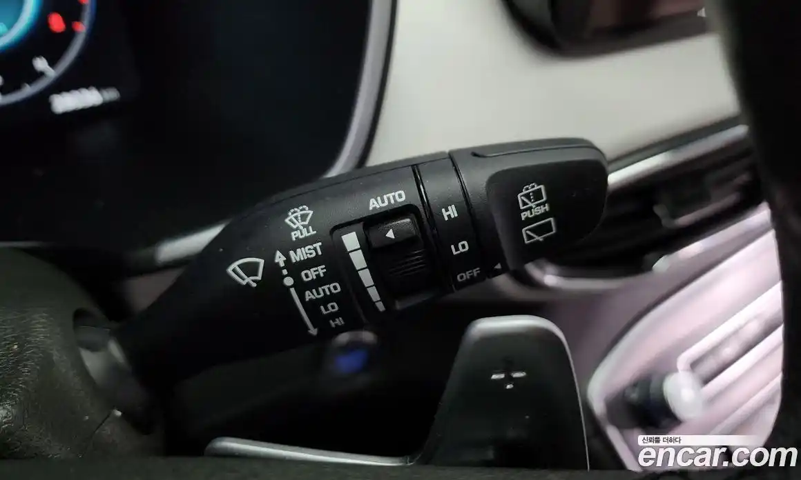 Hyundai Santa Fe 2023 2.5 Автомат в Москве № 110100, фото 14