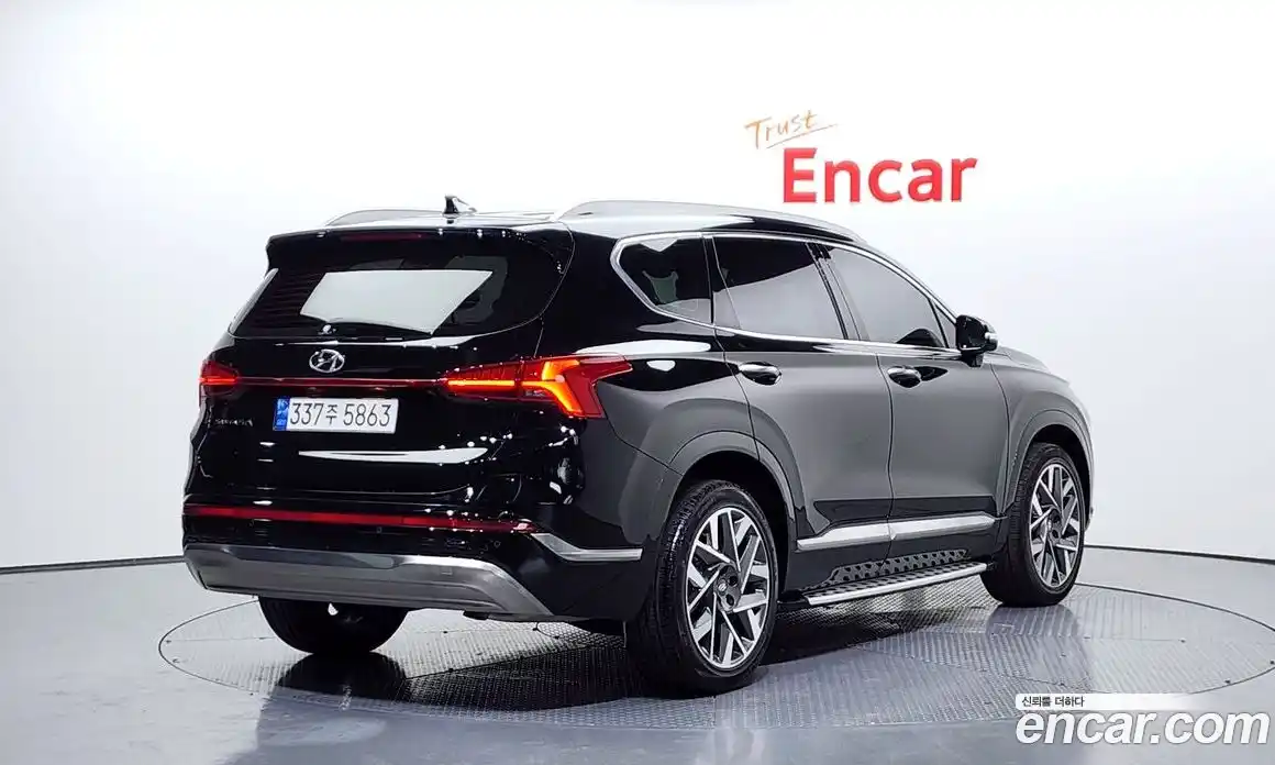 Hyundai Santa Fe 2023 2.5 Автомат в Москве № 110100, фото 19